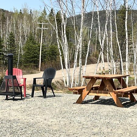 Appartement Mont Edouard, Hebergement Paisible A La Montagne LʼAnse-Saint-Jean 외부 사진