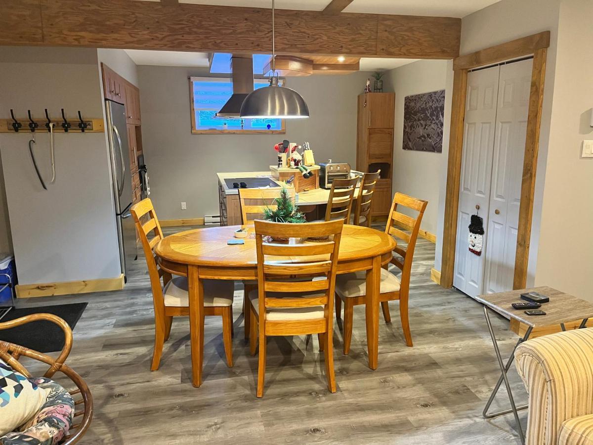 Appartement Mont Edouard, Hebergement Paisible A La Montagne LʼAnse-Saint-Jean 외부 사진